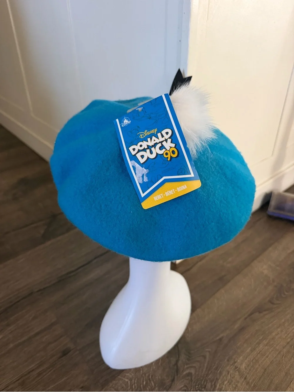 Disney Donald Duck Beret Hat 90th Anniversary Blue Disneyland Parks White New